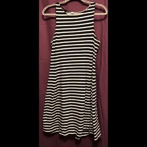 Black & White Old Navy Dress, L